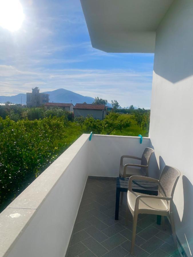 Kred Hotel Orikum Buitenkant foto